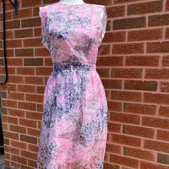 BEAUTIFUL Vintage Carven Pink Multicolour Sheer Floral Print Dress, Size 36 - Picture 5 of 7
